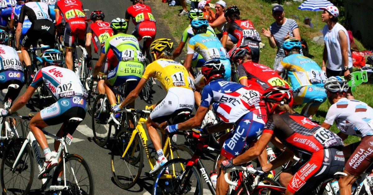 Kolarze podczas Tour de France